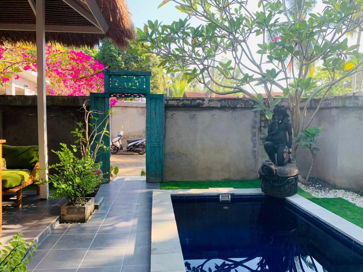 Mewali Villa'S Kuta  Extérieur photo