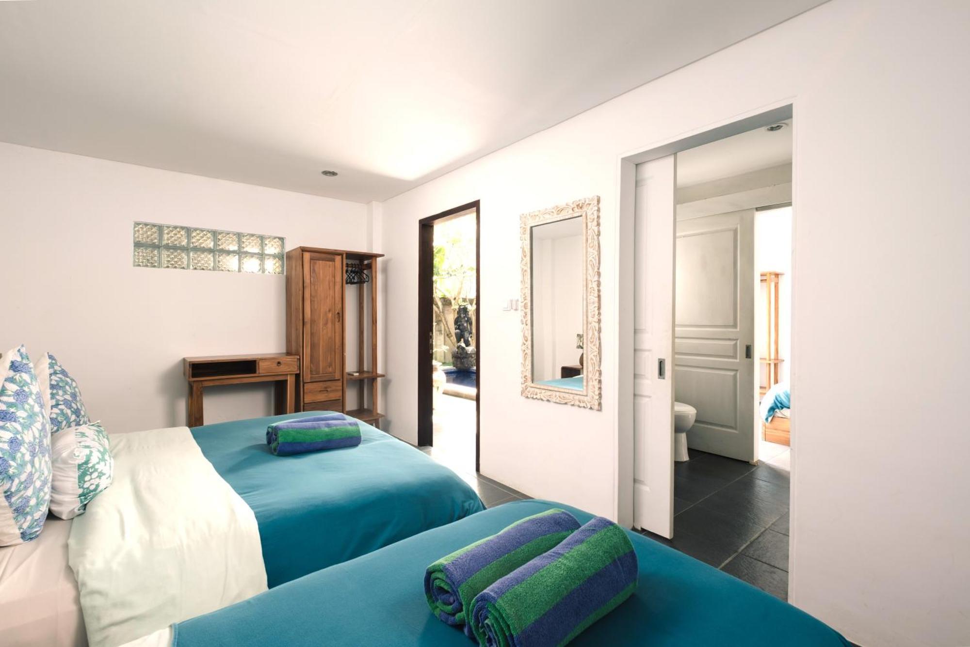 Mewali Villa'S Kuta  Extérieur photo