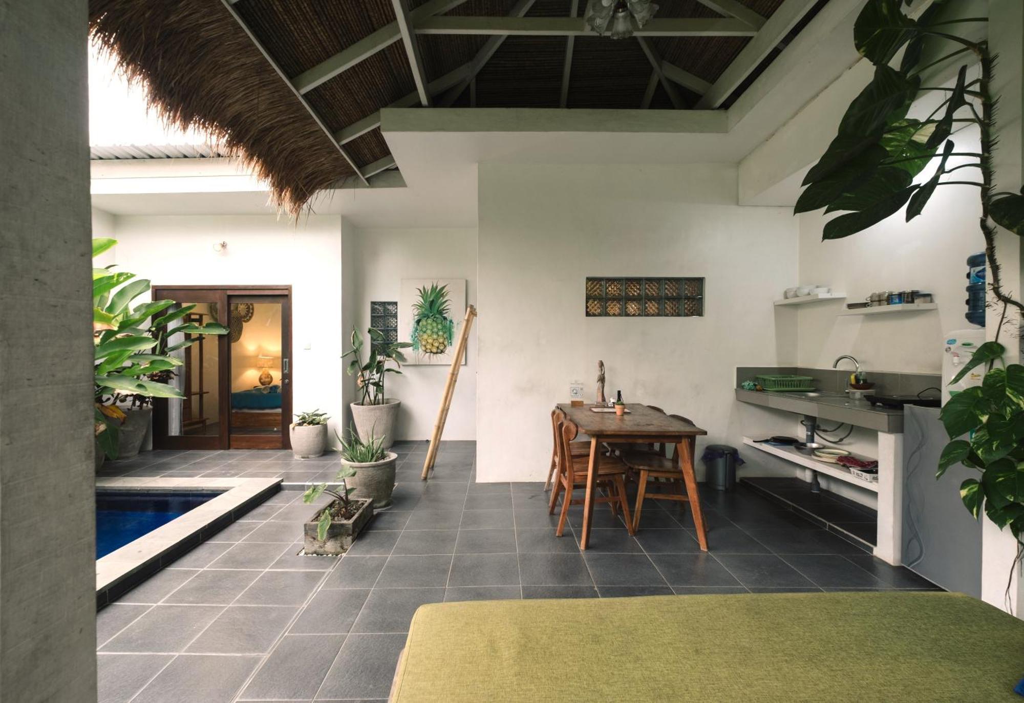 Mewali Villa'S Kuta  Extérieur photo